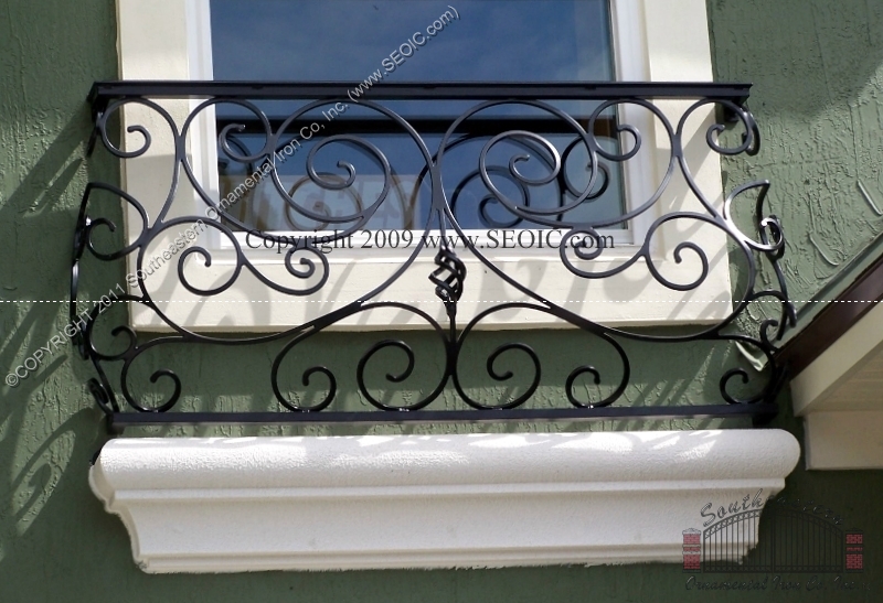 Custom aluminum or wrought iron, false balcony railing by ... Balcon Minimalistas Créatif