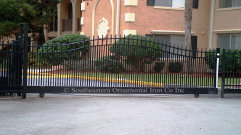 Custom Aluminum Driveway Gate (#VG-8)